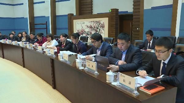 甘肃省民航机场集团召开2017年班组建设工作经验交流会_20171230020741